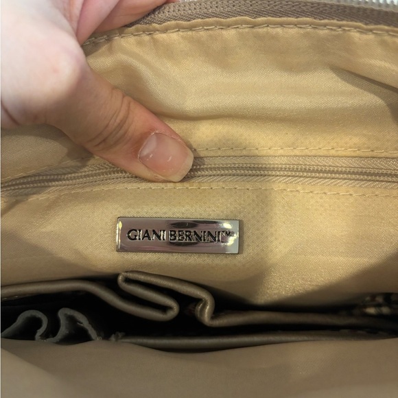 Giani Bernini Metallic Champagne Pebble Leather Crossbody Bag Shoulder Bag Purse - Picture 9 of 10